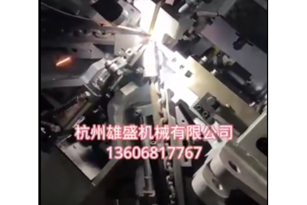 XSH200焊机在调试焊接13X39链条焊接